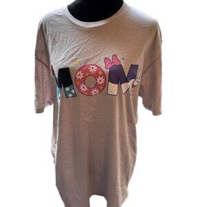 Gildan Disney Mom NWOT Short Sleeve Tee Shirt Large
